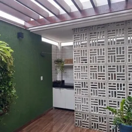 Buy this 3 bed apartment on Avenida Amazonas in Centro, Belo Horizonte - MG