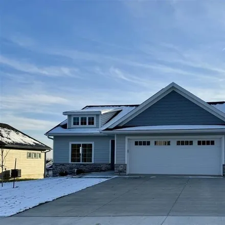 Buy this 3 bed house on 366 Sierra Trace in Coralville, IA 52241