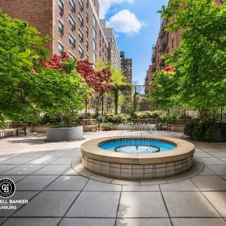 Image 9 - Gramercy Park Towers, 205 3rd Avenue, New York, NY 10003, USA - Apartment for sale