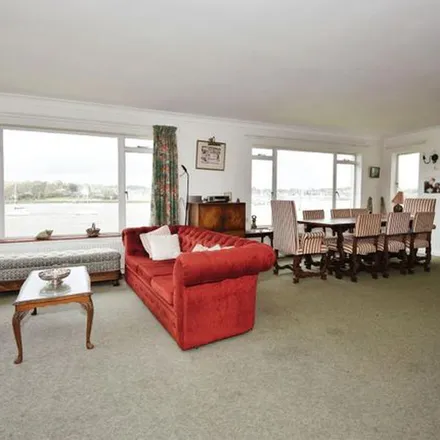 Rent this 2 bed apartment on Swanwick Shore Road in Lower Swanwick, SO31 7HP