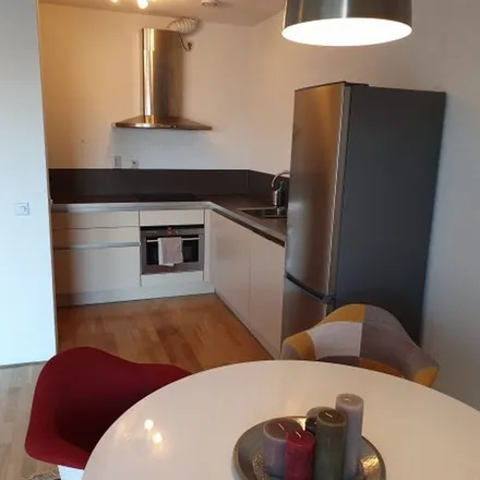 Rent this 3 bed apartment on Thornico Building in Hartmansstraat, 3012 VA Rotterdam