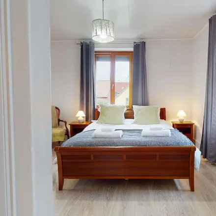 Rent this 4 bed apartment on Centre d'incendie et de secours d'Issenheim in D 83, 68500 Issenheim