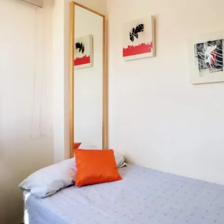 Rent this 4 bed room on Madrid in Jazmín-Golfo de Salónica, Calle del Jazmín