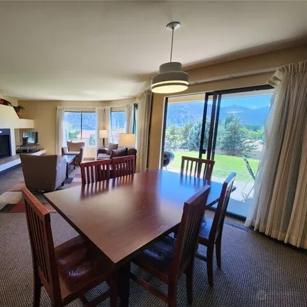 Image 3 - 99 East Wapato Point Parkway, Manson, Chelan County, WA 98831, USA - Apartment for sale