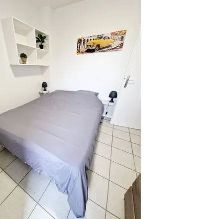 Rent this 1 bed apartment on Valence in Drôme, France