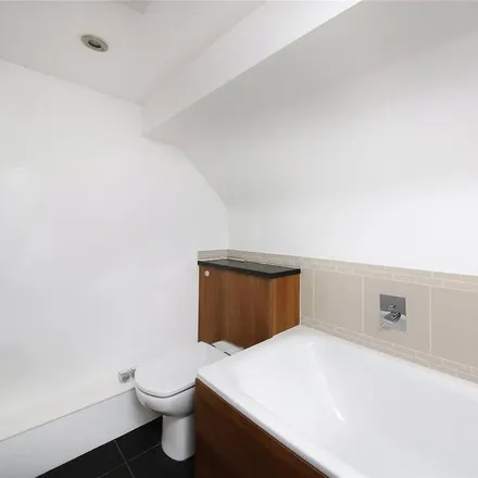 Image 8 - Auckland Road, London, SE19 2DP, United Kingdom - Apartment for rent
