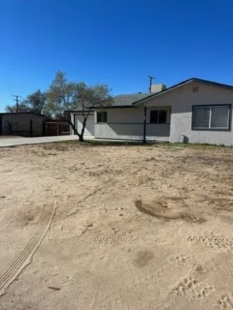 Rent this 3 bed house on 13161 Margo Street in Kern County, CA 93523