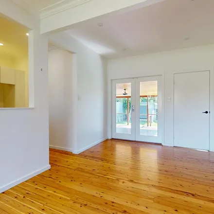 Image 3 - Wommara Avenue, Belmont North NSW 2280, Australia - Apartment for rent