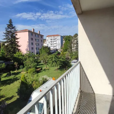 Rent this 1 bed apartment on 10 Place Sully in 63400 Chamalières, France