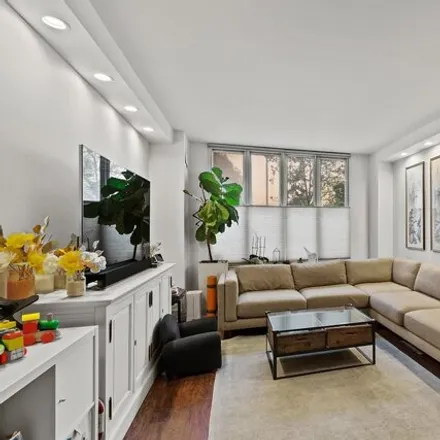 Rent this 3 bed house on 344 West 23rd Street in New York, NY 10011