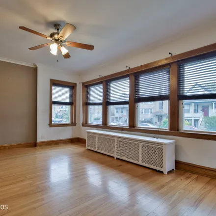 Image 2 - 5220 West Roscoe Street, Chicago, IL 60634, USA - Duplex for sale