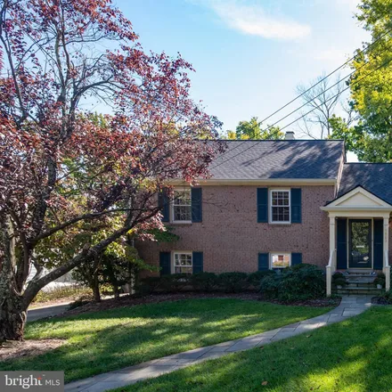 Buy this 3 bed house on 1405 Wake Forest Drive in Belle Haven, Fairfax County