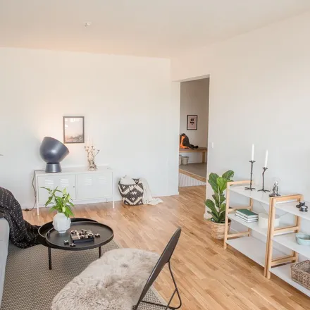 Rent this 1 bed apartment on Förskolan Trollsländan in Barkvägen 35, 541 64 Skövde kommun