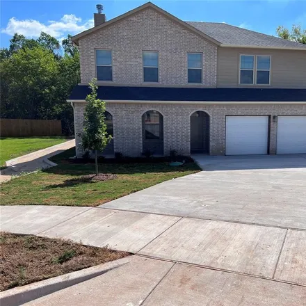 Rent this 4 bed house on 1505 Fairway Drive in Sherman, TX 75090