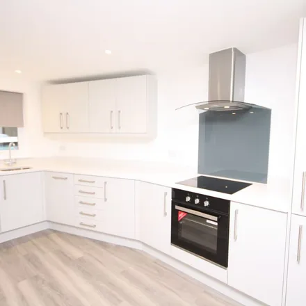 Rent this 1 bed apartment on East Street in Great Bookham, KT23 4QZ