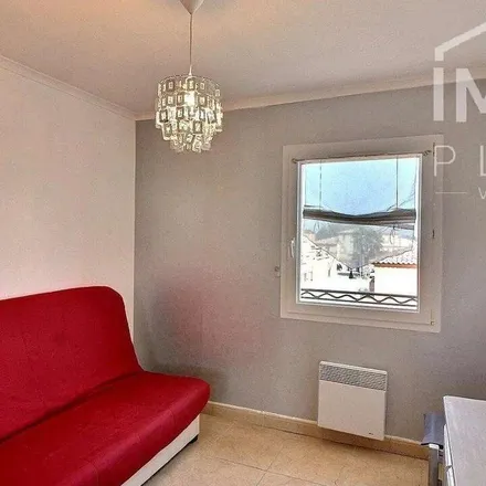 Rent this 4 bed apartment on 45 Impasse de la Daurade in 34350 Valras-Plage, France