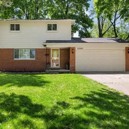Buy this 4 bed house on 20381 Winchester Street in Southfield, MI 48076