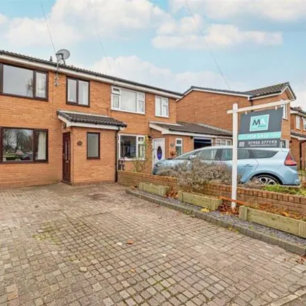 Buy this 3 bed duplex on 48D Dam Lane in Woolston Grange, Warrington