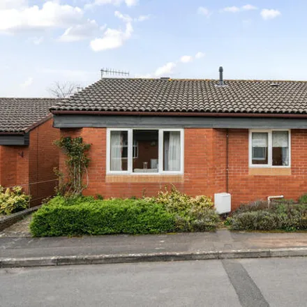 Buy this 2 bed duplex on Summerlands in Backwell, BS48 3NZ