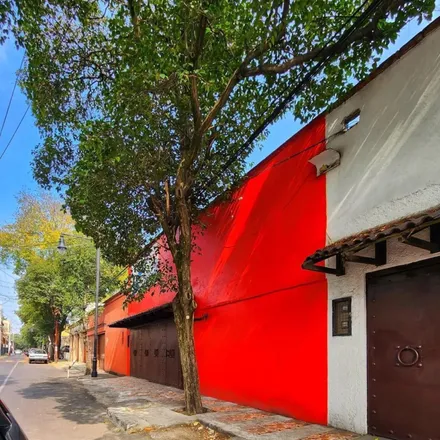 Buy this studio house on Calle Mariano Matamoros in Tlalpan, 14000 Mexico City