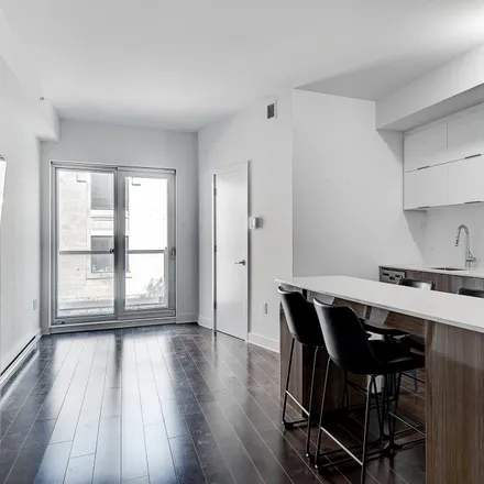 Rent this 1 bed townhouse on Hotel 10 in 10 Rue Sherbrooke Ouest, Montreal