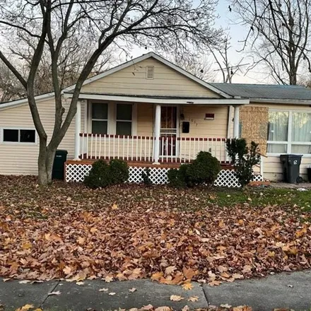 Buy this 5 bed house on 1061 Judge Avenue in Waukegan, IL 60085