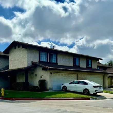 Image 1 - 998 Rosewood Drive, Oxnard, CA 93030, USA - Townhouse for sale