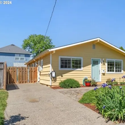 Buy this 4 bed house on 6815 Southeast Boise Street in Portland, OR 97206