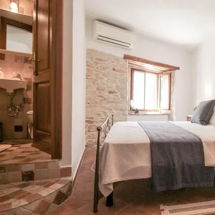 Rent this 2 bed house on 52466 Grad Novigrad