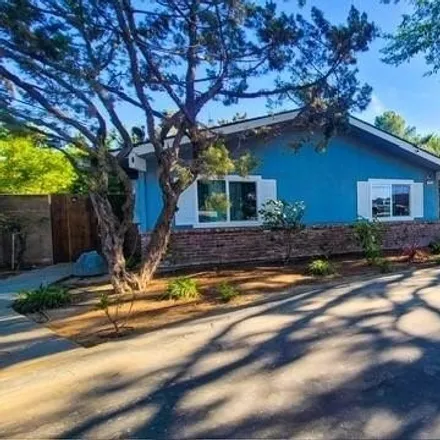 Image 2 - 4341 W Dakota Ave, Fresno, California, 93722 - House for sale