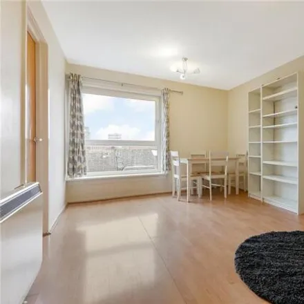 Image 2 - Kildrumme Court, 96 Buccleuch Street, Glasgow, G3 6DY, United Kingdom - Apartment for sale