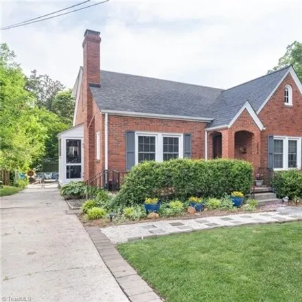 Image 1 - 2415 Wright Ave, Greensboro, North Carolina, 27403 - House for sale