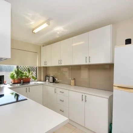 Image 2 - Brooke Avenue, Palm Beach QLD 4221, Australia - Apartment for rent