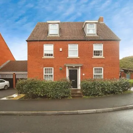Buy this 5 bed house on Clover Way in North Petherton, TA5 2EY