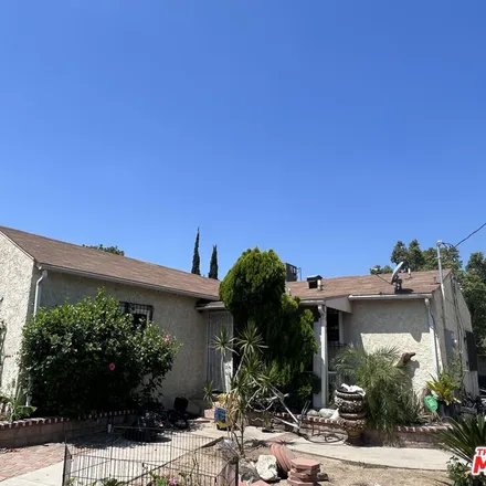 Buy this 2 bed house on 7964 De Garmo Avenue in Los Angeles, CA 91352