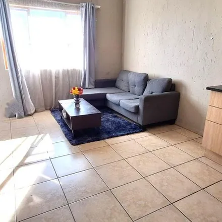 Image 6 - Ferndale Street, Bracken Heights, Western Cape, 7560, South Africa - Apartment for rent