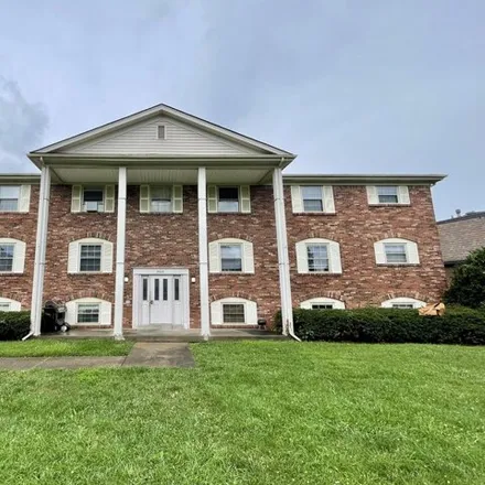 Rent this 2 bed apartment on 4506 Landside Drive in Louisville, KY 40220