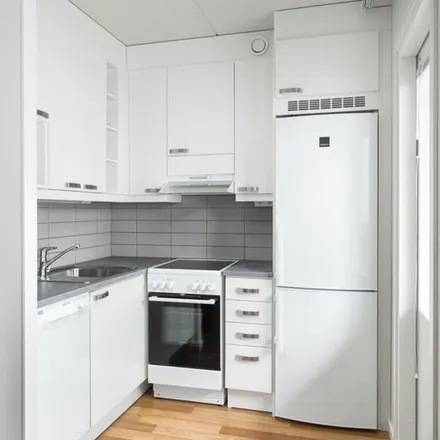 Rent this 1 bed apartment on Haapaniemenkatu 11 in 00500 Helsinki, Finland