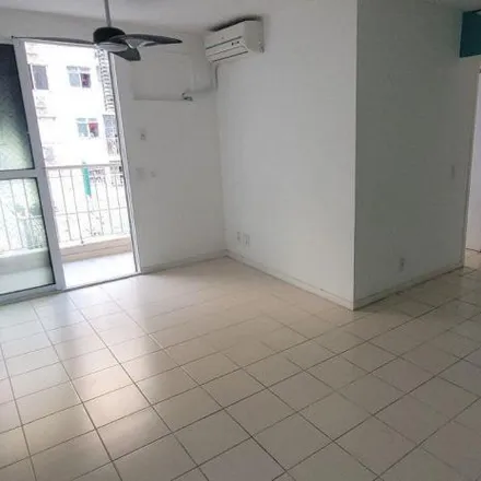 Buy this 2 bed apartment on Rua Doutor Luiz Palmier in Barreto, Niterói - RJ