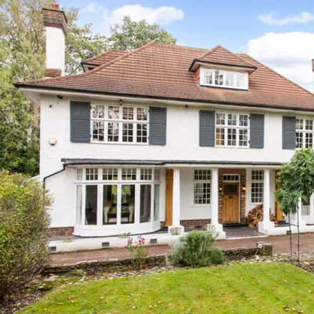 Buy this 6 bed house on Shirley Church Road in London, CR0 5AE