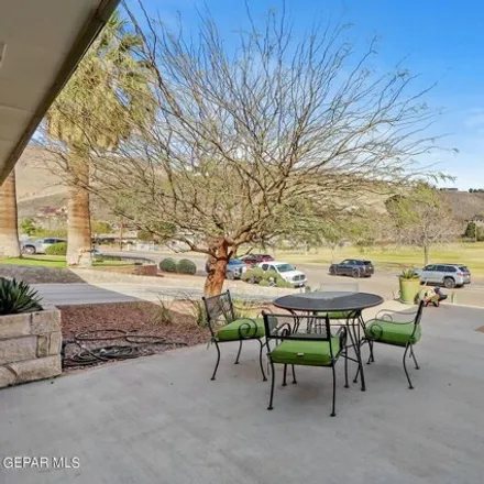 Image 7 - Mission hills playground, Okeefe Drive, Mission Hills, El Paso, TX 79902, USA - House for sale
