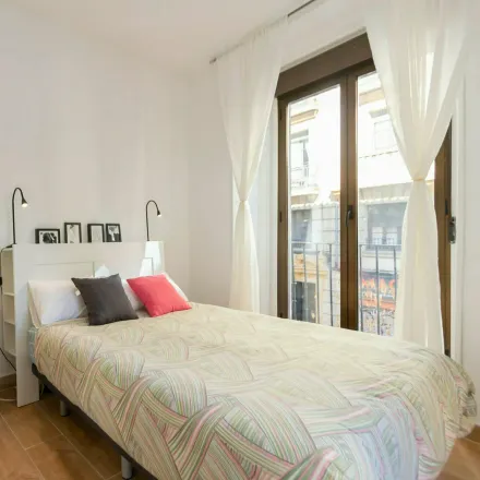 Image 3 - Madrid, Calle de Santa Isabel, 32, 28012 Madrid - Room for rent