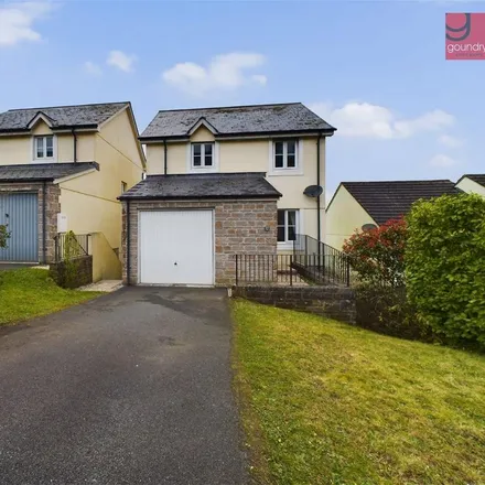 Rent this 5 bed house on Kel Avon Close in Truro, TR1 1AW