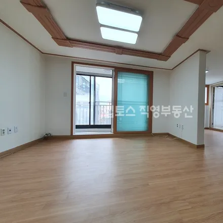 Rent this 3 bed apartment on 서울특별시 강북구 수유동 252-20