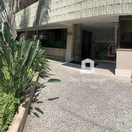 Image 2 - Avenida Almirante Ary Parreiras, Icaraí, Niterói - RJ, 24230-550, Brazil - Apartment for sale