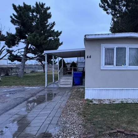 Buy this studio apartment on Apache Drive in Caldwell, ID 83607