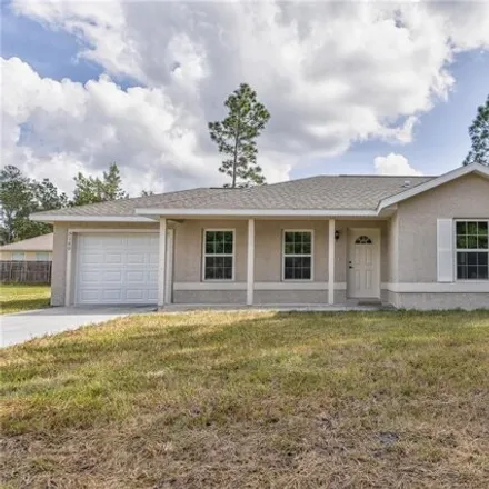 Buy this 3 bed house on Malauka Radial Circle in Marion County, FL 32133
