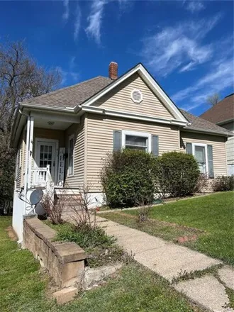 Image 2 - 427 North Section Street, Hannibal, MO 63401, USA - House for sale