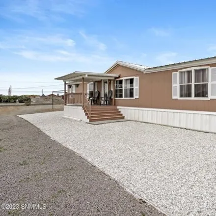 Buy this studio apartment on 1559 North Tornillo Street in Las Cruces, NM 88001