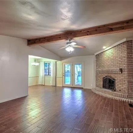 Image 3 - 933 North Holly Street, Jenks, OK 74037, USA - House for rent